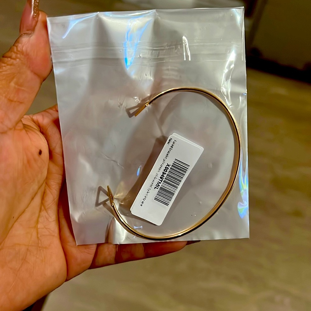 Bracelet